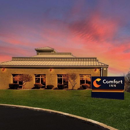 Comfort Inn Huntington Near University Exterior foto