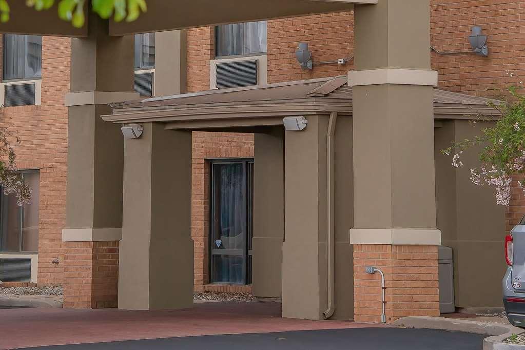 Comfort Inn Huntington Near University Exterior foto